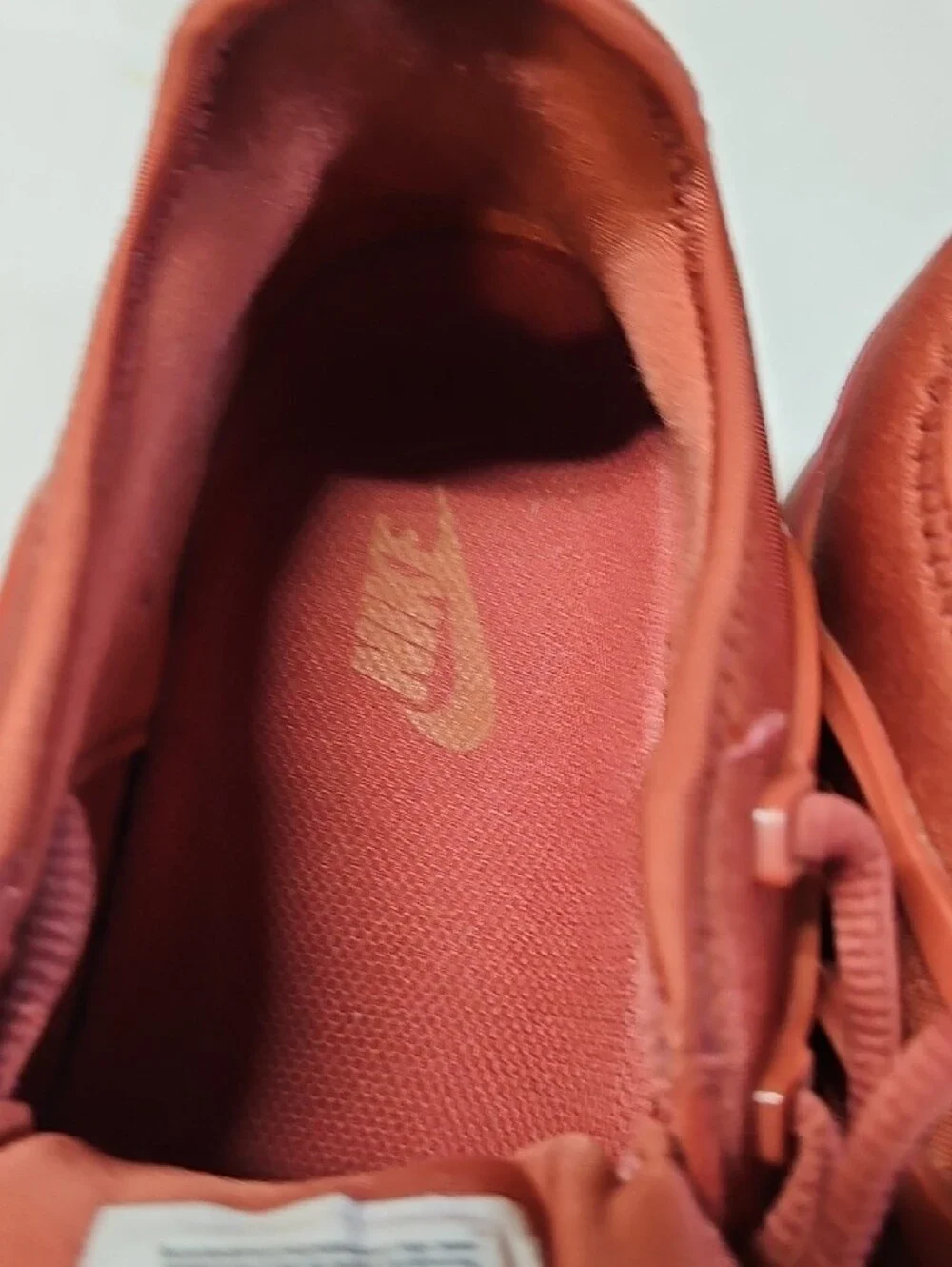 NIKE AIR VAPOR MAX PLUSE BURGUNDY  US 8.5 FQ8878-661